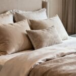 Queen Bed Decorative Pillow Arrangement Ideas That Wow