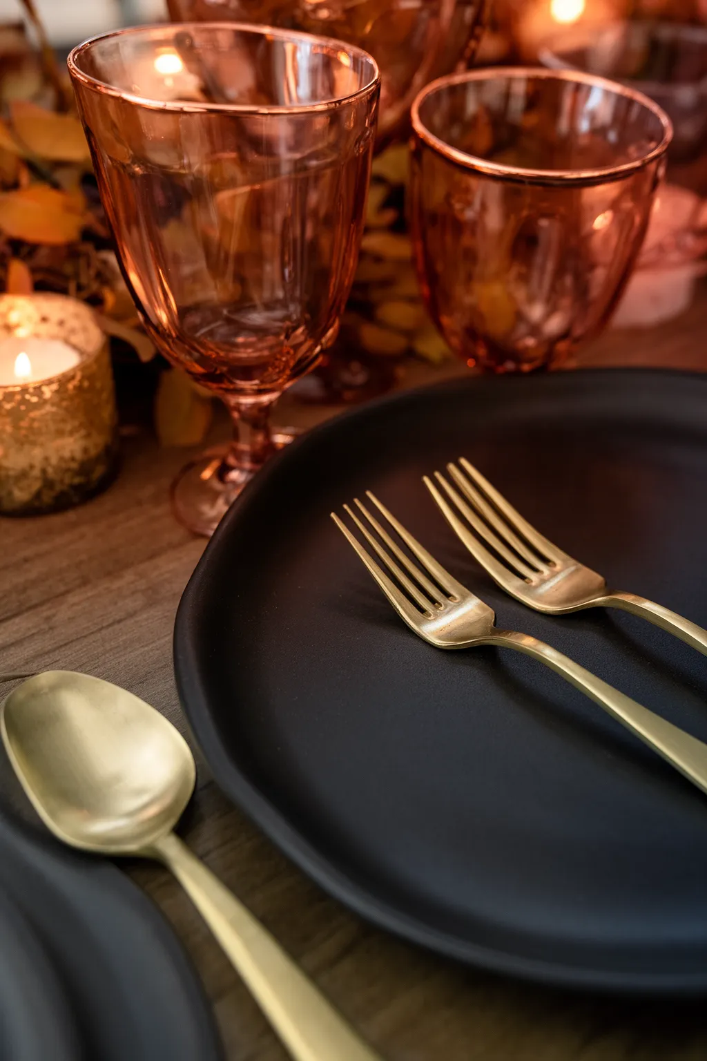 Mixed metals fall wedding tablescape variation 1